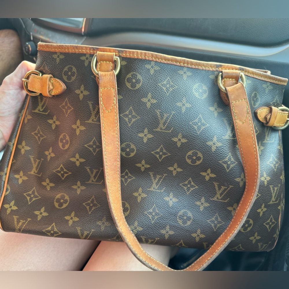 2005 authentic Louis Vuitton Batignolles Horizontal shoulder bag